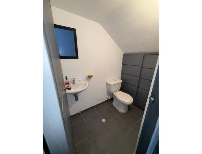 Local en arriendo en El Cinal, Bucaramanga, 21 m² · foto 2 de 5