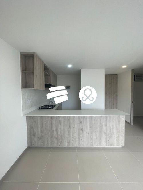 Apartamento en venta en Zona Industrial No. 1, Itagüí · foto 2 de 17