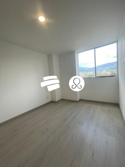Apartamento en venta en Zona Industrial No. 1, Itagüí · foto 8 de 17