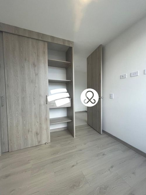 Apartamento en venta en Zona Industrial No. 1, Itagüí · foto 17 de 17