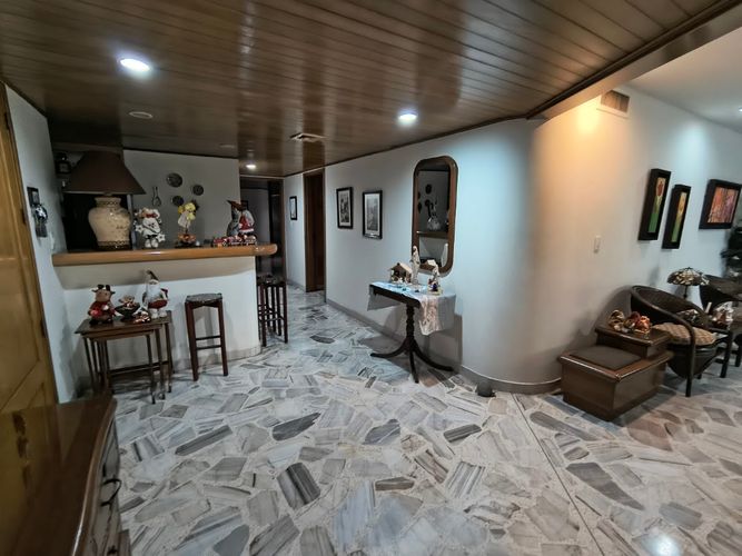 Apartamento de 4 alcobas en venta en Santa Teresita, Cali, 275 m² · foto 6 de 24