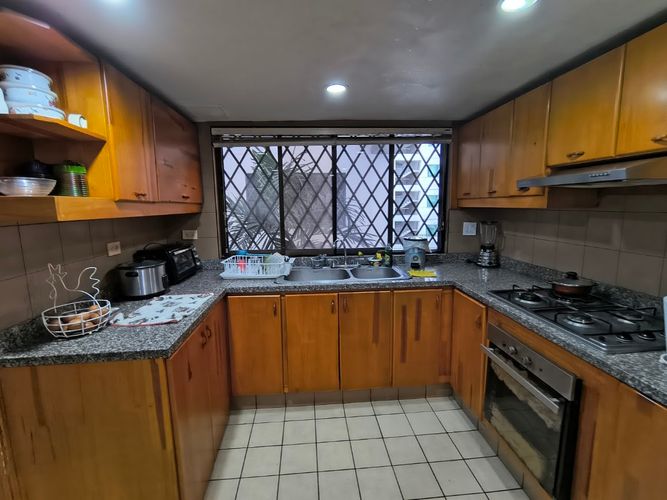 Apartamento de 4 alcobas en venta en Santa Teresita, Cali, 275 m² · foto 10 de 24