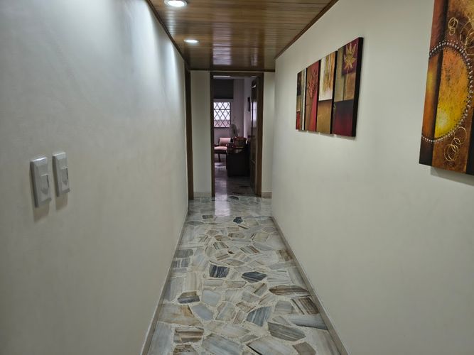 Apartamento de 4 alcobas en venta en Santa Teresita, Cali, 275 m² · foto 13 de 24