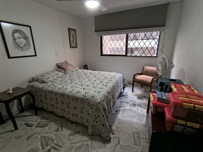 Apartamento de 4 alcobas en venta en Santa Teresita, Cali, 275 m² · foto 17 de 24