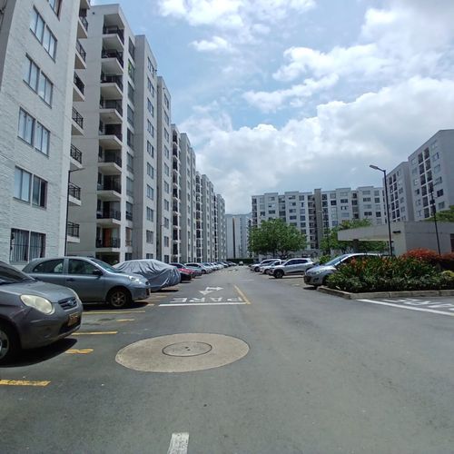 Apartamento de 3 alcobas en venta en Zona Industrial, Yumbo, 63 m² · foto 3 de 23
