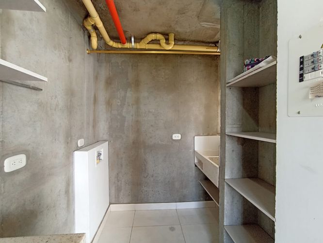 Apartamento de 3 alcobas en venta en Zona Industrial, Yumbo, 63 m² · foto 12 de 23