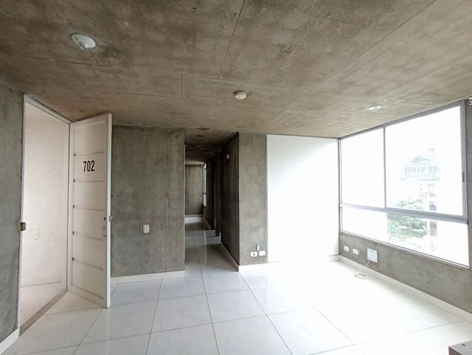 Apartamento de 3 alcobas en venta en Zona Industrial, Yumbo, 63 m² · foto 14 de 23