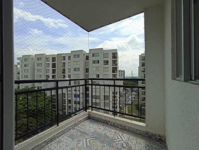 Apartamento de 3 alcobas en venta en Zona Industrial, Yumbo, 63 m² · foto 15 de 23