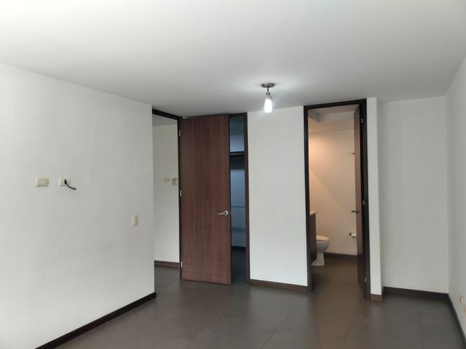 Apartamento de 1 alcoba en arriendo en El Poblado, Medellín, 64 m² · foto 6 de 13