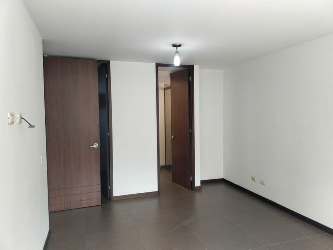 Apartamento de 1 alcoba en arriendo en El Poblado, Medellín, 64 m² · foto 11 de 13