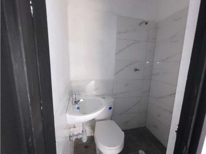 Local en arriendo en Bombona No.1, Medellín, 15 m² · foto 6 de 6