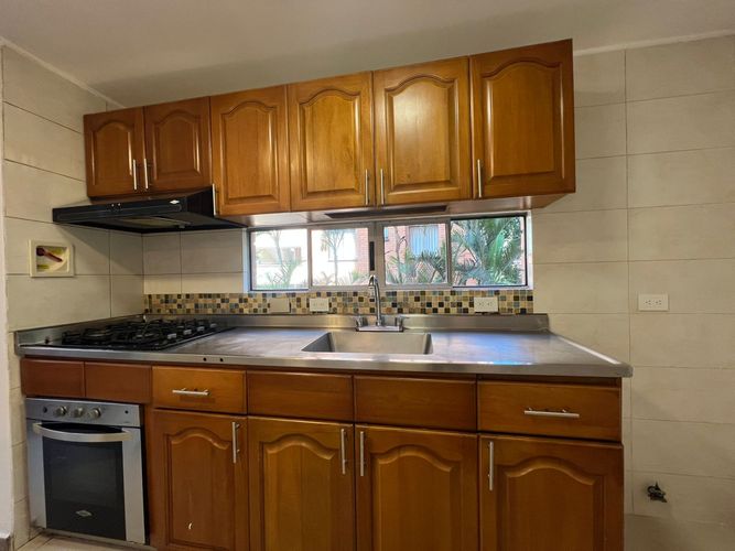 Apartamento de 3 alcobas en arriendo en El Diamante No. 2, Medellín, 87 m² · foto 5 de 16