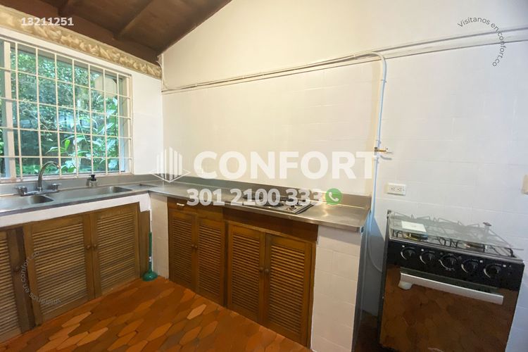 Casa de 3 alcobas en arriendo en Lalinde, Medellín, 527 m² · foto 8 de 24
