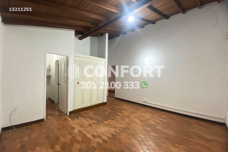Casa de 3 alcobas en arriendo en Lalinde, Medellín, 527 m² · foto 20 de 24