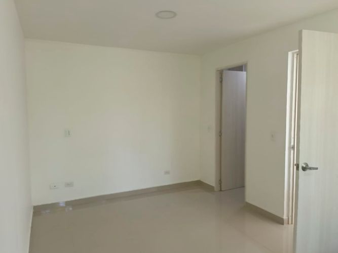 Apartamento de 3 alcobas en arriendo en Belén, Medellín, 120 m² · foto 8 de 15