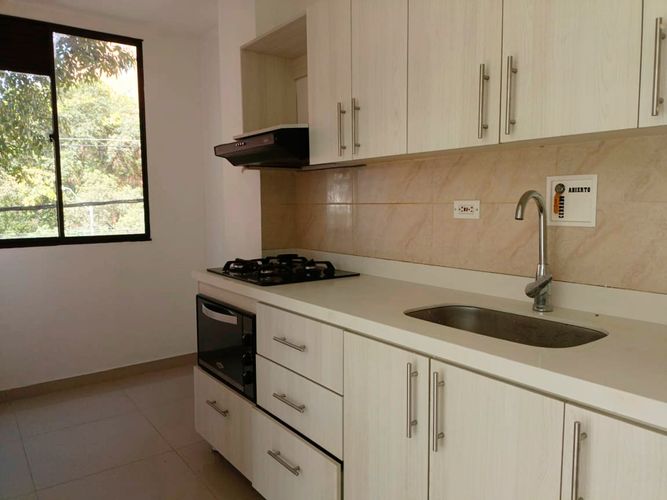 Apartamento de 3 alcobas en arriendo en Belén, Medellín, 120 m² · foto 11 de 15