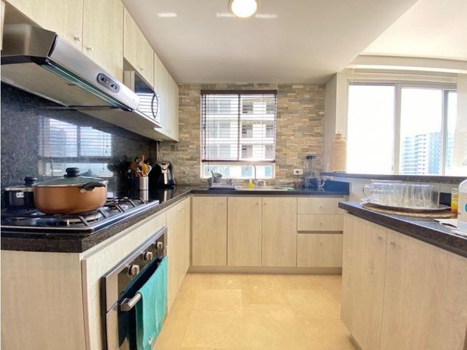 Apartamento de 3 alcobas en venta en Crespo, Cartagena, 110 m² · foto 8 de 16