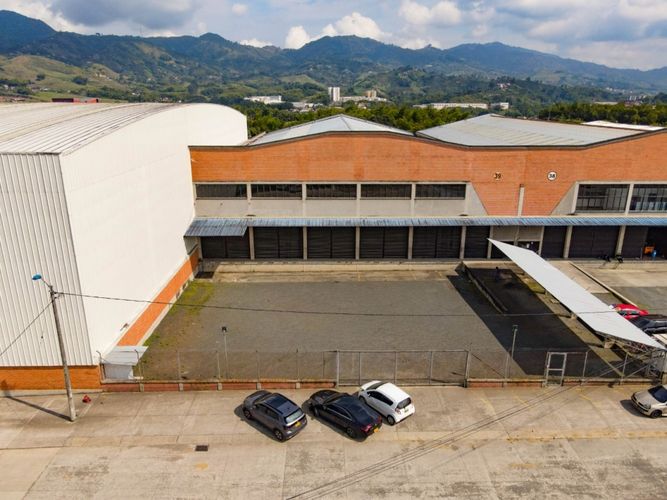 Bodega en venta en La Badea, Dosquebradas, 4200 m² · foto 13 de 15
