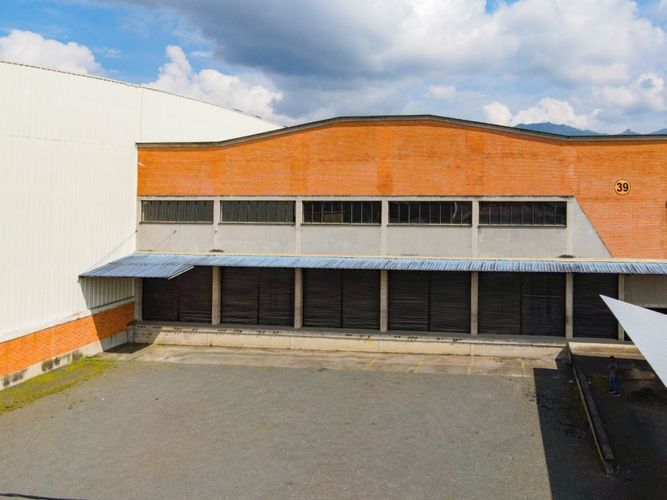 Bodega en venta en La Badea, Dosquebradas, 4200 m² · foto 14 de 15
