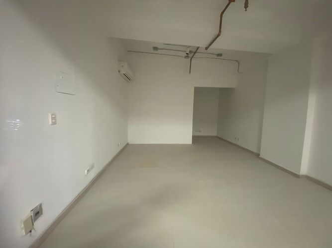 Local en arriendo en El Poblado, Medellín, 30 m² · foto 7 de 7