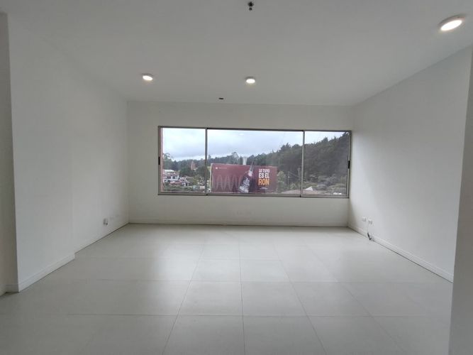 Oficina en arriendo en Vía Las Palmas, Envigado, 25 m² · foto 4 de 9