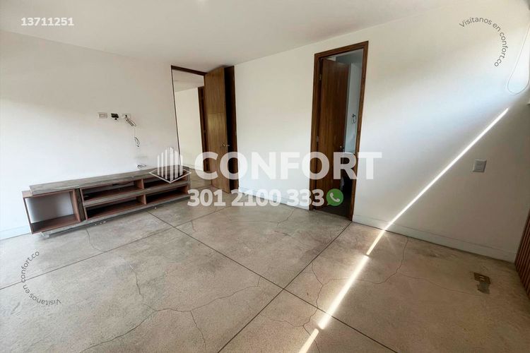 Apartamento de 2 alcobas en arriendo en Santa Maria De Los Angeles, Medellín, 127 m² · foto 11 de 19