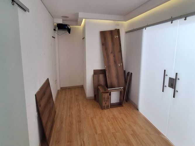 Local en arriendo en El Poblado, Medellín, 30 m² · foto 5 de 5