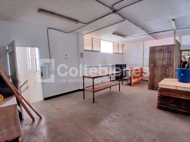 Local en venta en Prado, Medellín, 270 m² · foto 14 de 17