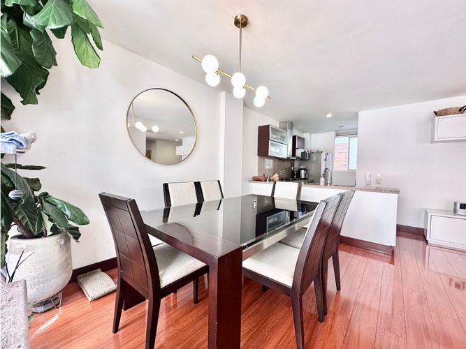 Apartamento de 3 alcobas en venta en Chicó Reservado, Bogotá, 116 m² · foto 2 de 12