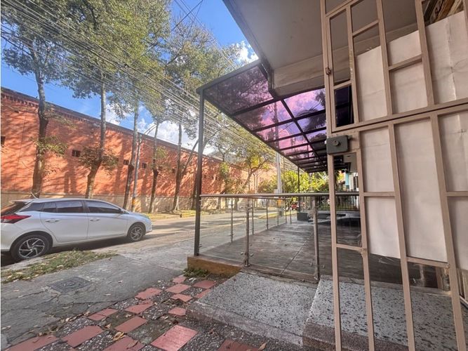 Local en arriendo en Suramericana, Medellín, 25 m² · foto 3 de 6