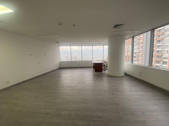 Oficina en arriendo en El Poblado, Medellín, 70 m² · foto 14 de 14