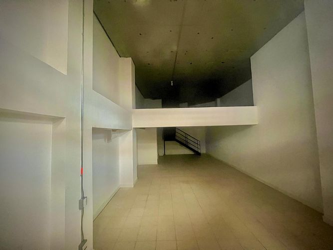 Local en venta en Conquistadores, Medellín, 69 m² · foto 3 de 12