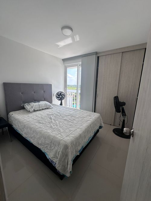 Apartamento de 2 alcobas en venta en El Castillo, Jamundí, 79 m² · foto 2 de 14