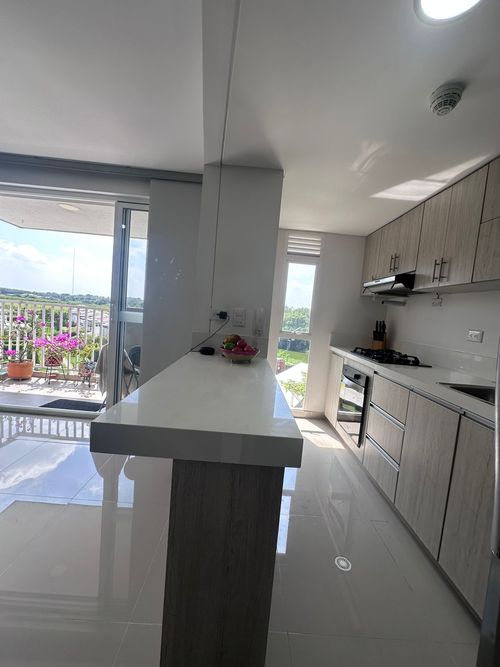 Apartamento de 2 alcobas en venta en El Castillo, Jamundí, 79 m² · foto 7 de 14
