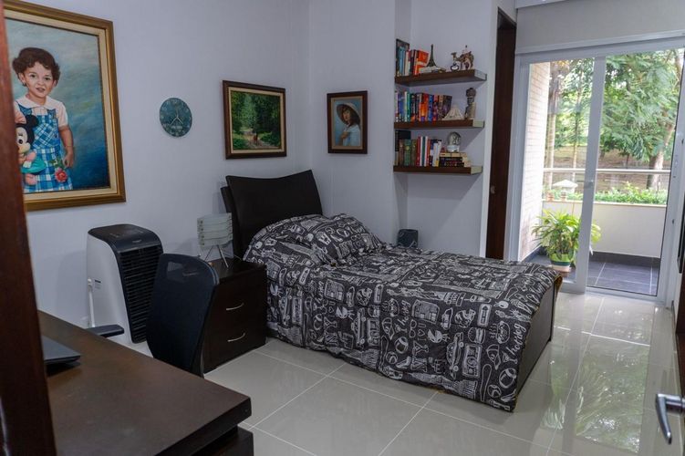 Apartamento de 3 alcobas en venta en Pance, Cali, 305 m² · foto 16 de 23