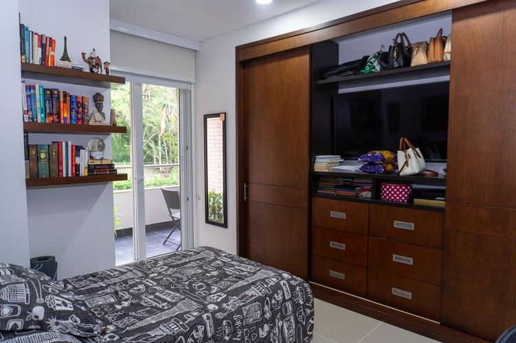 Apartamento de 3 alcobas en venta en Pance, Cali, 305 m² · foto 17 de 23