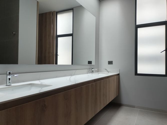 Apartamento de 3 alcobas en arriendo en El Poblado, Medellín, 174 m² · foto 9 de 18