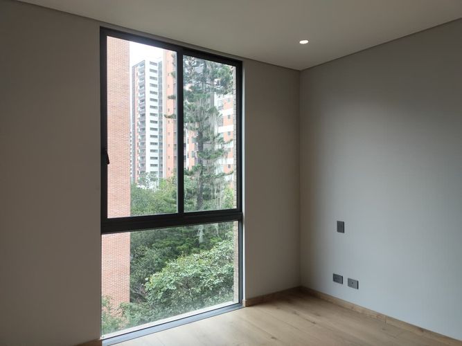 Apartamento de 3 alcobas en arriendo en El Poblado, Medellín, 174 m² · foto 15 de 18