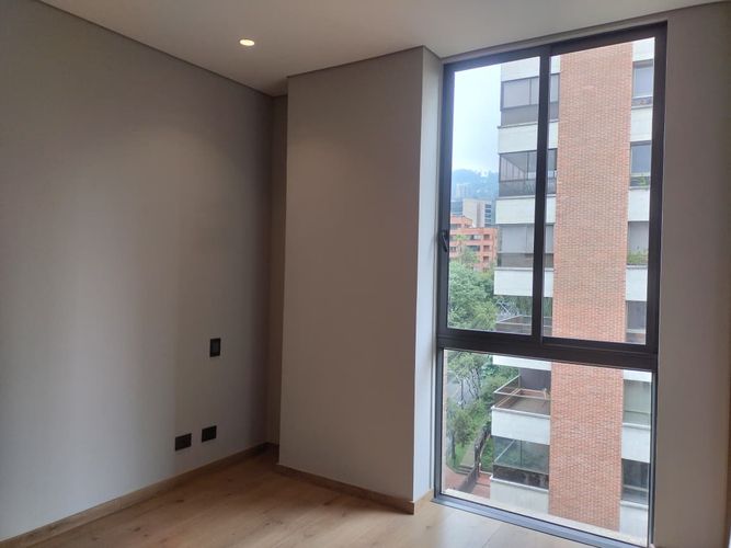 Apartamento de 3 alcobas en arriendo en El Poblado, Medellín, 174 m² · foto 16 de 18