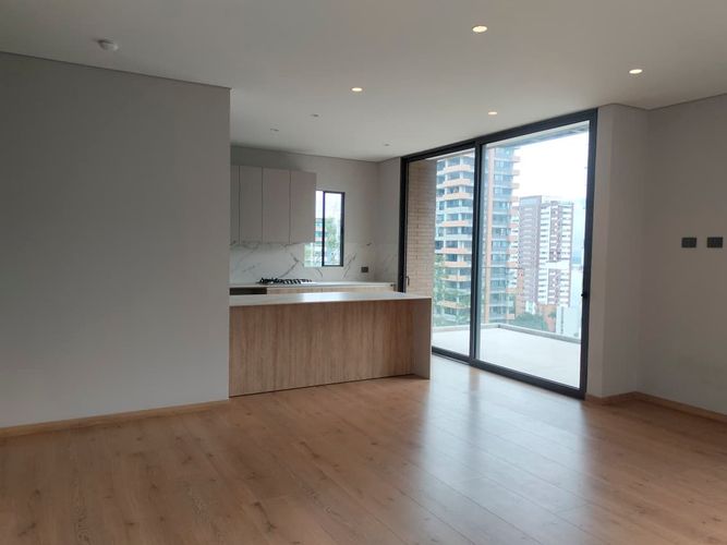 Apartamento de 3 alcobas en arriendo en El Poblado, Medellín, 174 m² · foto 18 de 18