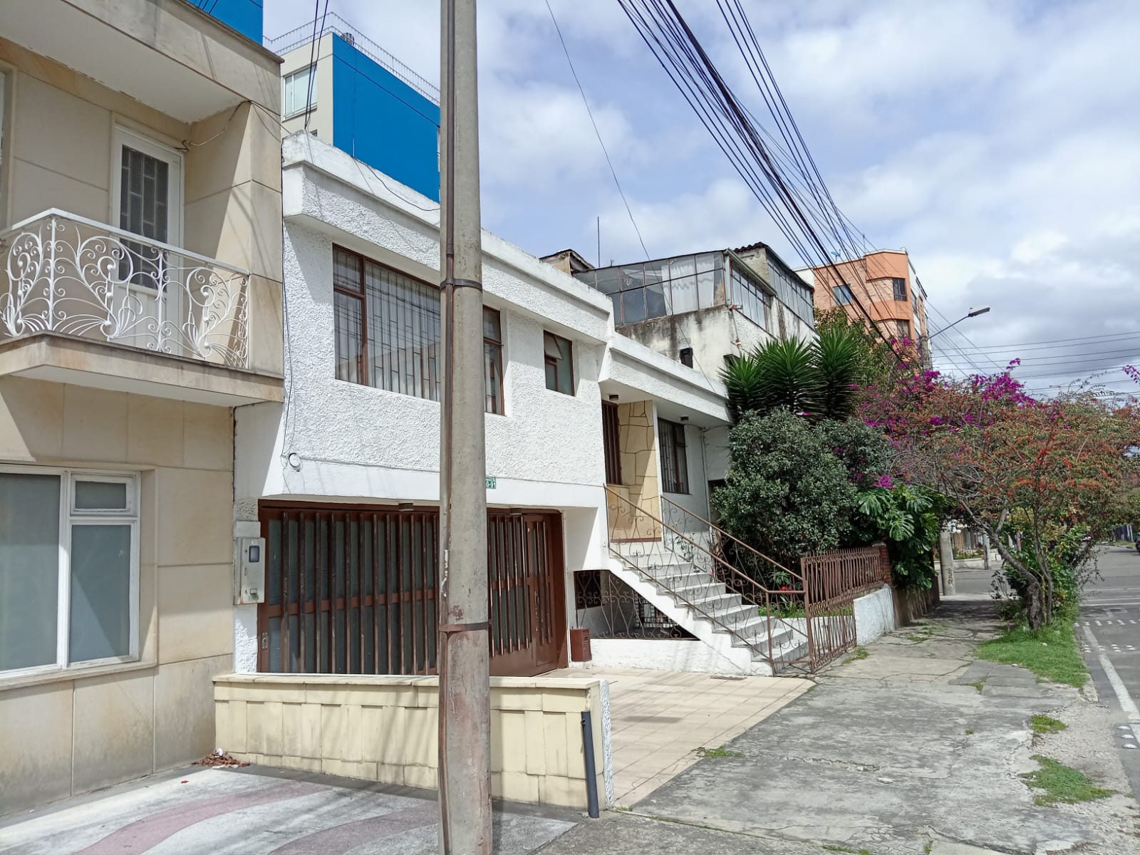 Casa en venta en San Luis, Bogotá · foto 2 de 20