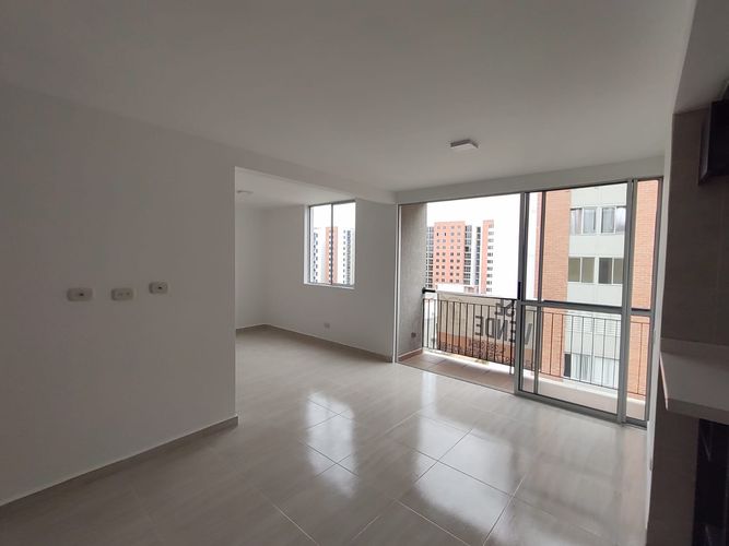 Apartamento de 2 alcobas en venta en Nueva Floresta Del Ict, Cali, 65 m² · foto 12 de 24