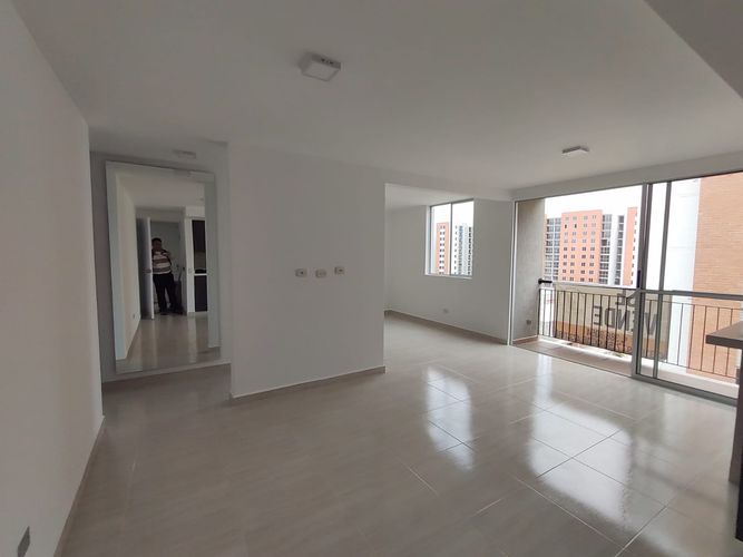 Apartamento de 2 alcobas en venta en Nueva Floresta Del Ict, Cali, 65 m² · foto 17 de 24