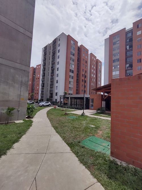 Apartamento de 2 alcobas en venta en Nueva Floresta Del Ict, Cali, 65 m² · foto 20 de 24