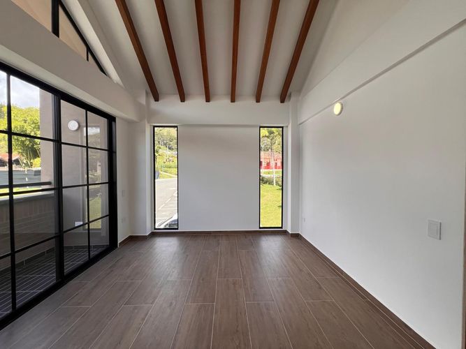 Casa de 3 alcobas en venta en El Retiro, 188 m² · foto 6 de 12