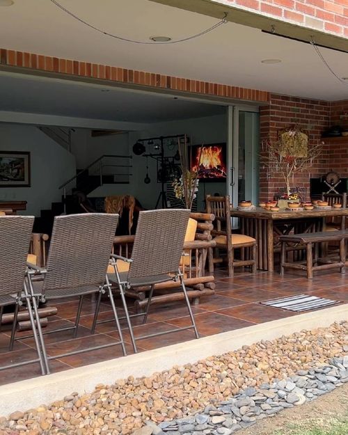 Casa de 3 alcobas en venta en El Poblado, Envigado, 455 m² · foto 9 de 20
