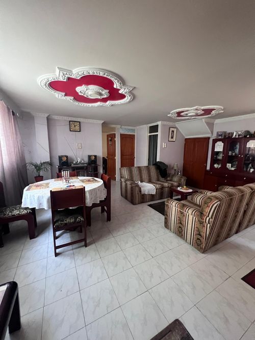 Casa de 7 alcobas en venta en Patio Bonito Ii, Bogotá, 210 m² · foto 3 de 12