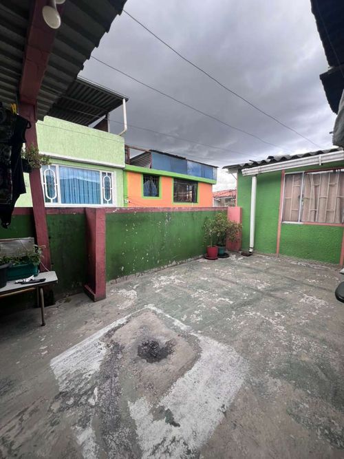 Casa de 7 alcobas en venta en Patio Bonito Ii, Bogotá, 210 m² · foto 11 de 12