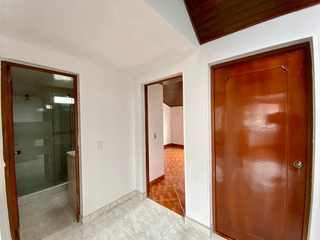 Casa en venta en Barrios Unidos, Bogotá · foto 11 de 21