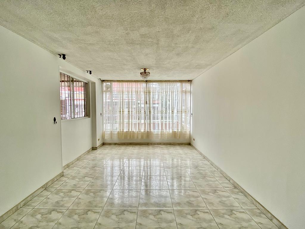Casa en venta en Barrios Unidos, Bogotá · foto 6 de 21